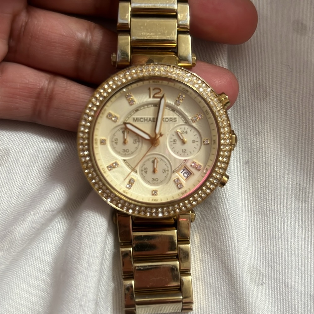 Michael kors gold womens watch - Picture 3 of 6